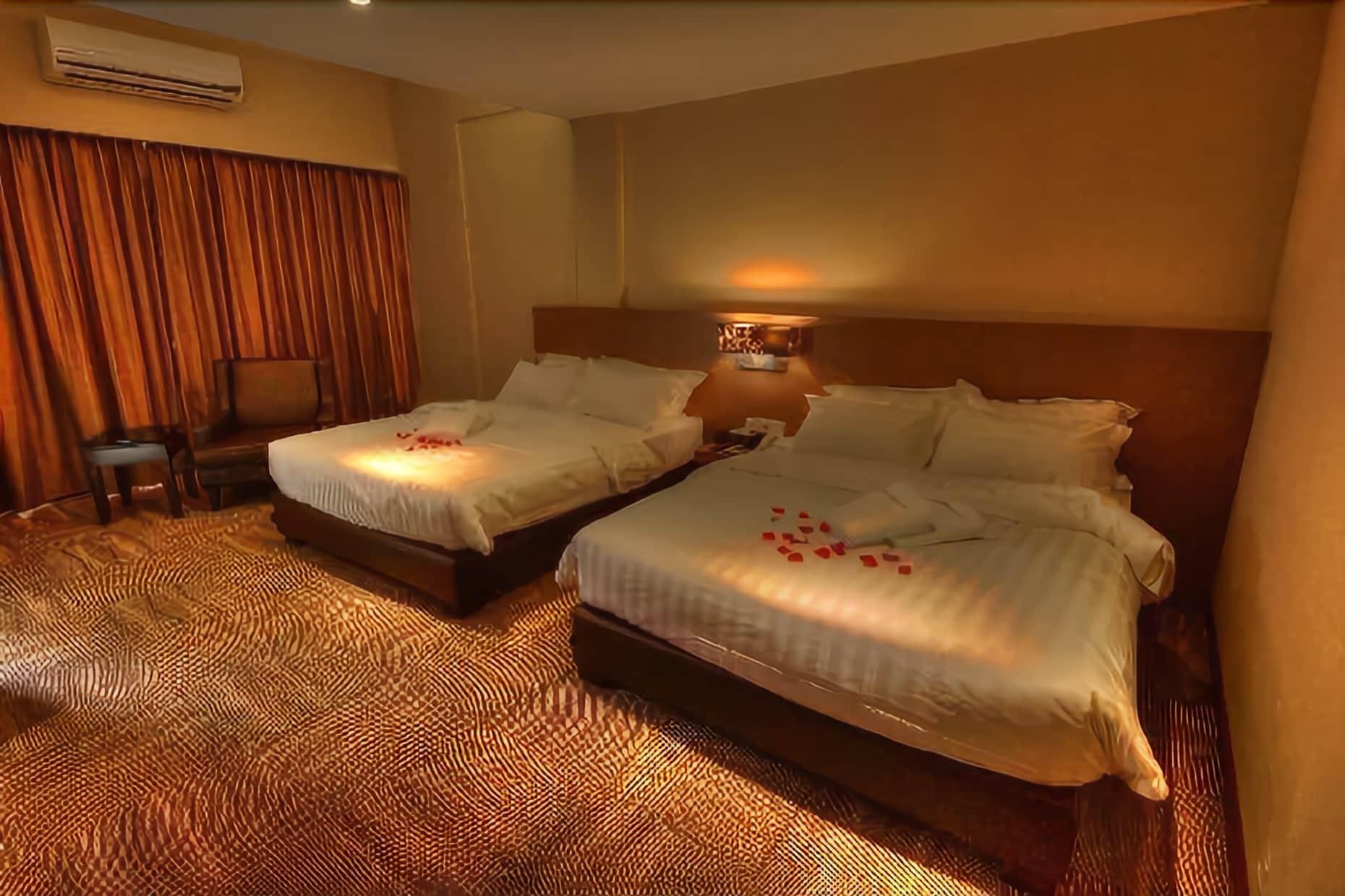 Merdeka Hotel Клуанг Екстер'єр фото