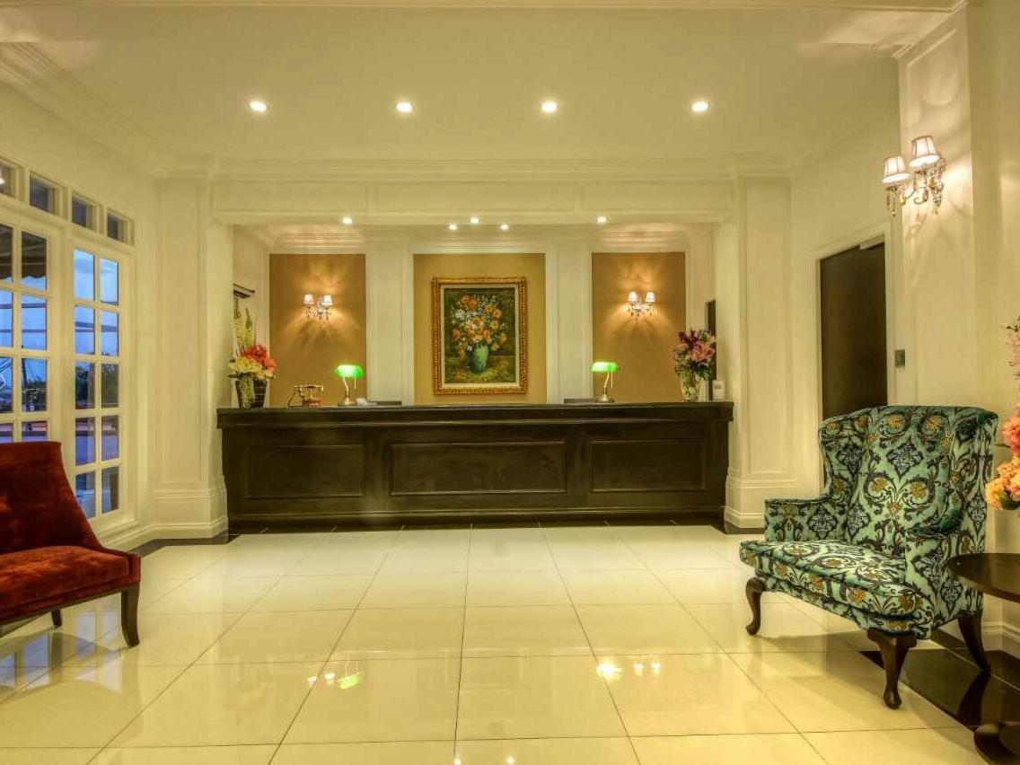 Merdeka Hotel Клуанг Екстер'єр фото